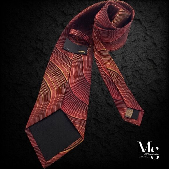 FENDI FF Current Red Wave Pattern Silk Tie Made In Italy W:3.9" EX COND - Picture 2 of 7